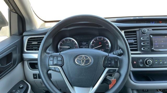 2015 Toyota Highlander LE