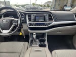 2015 Highlander Thumbnail 8