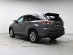 2016 Highlander Thumbnail 2