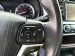 2016 Highlander Thumbnail 19