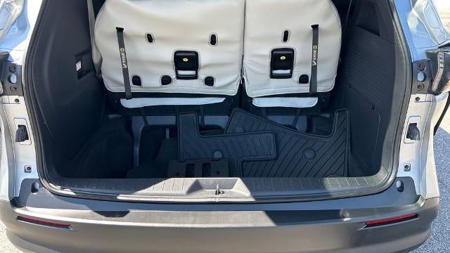 2025 Toyota Sienna LE 8-Passenger