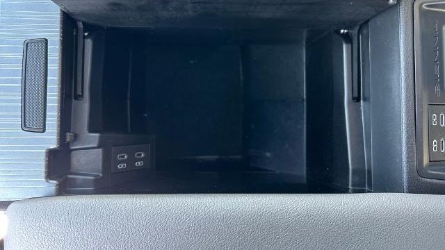 2025 Toyota Sienna LE 8-Passenger