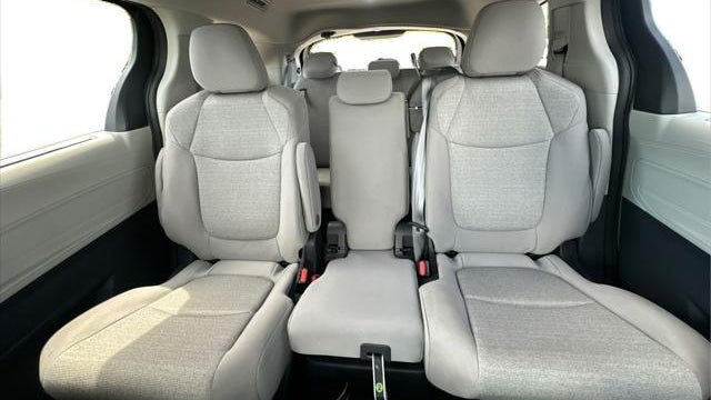 2024 Toyota Sienna LE 8-Passenger