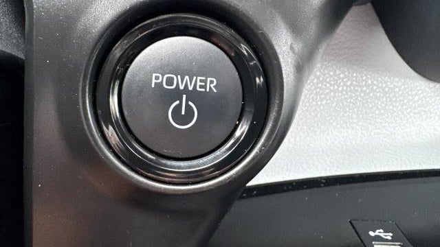 2025 Toyota Sienna LE 8-Passenger