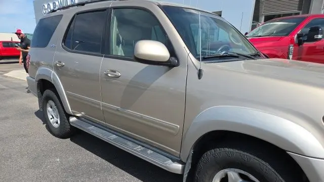2001 Toyota Sequoia SR5