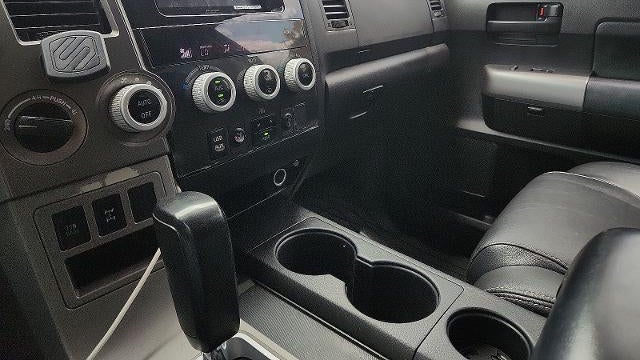 2017 Toyota Sequoia SR5