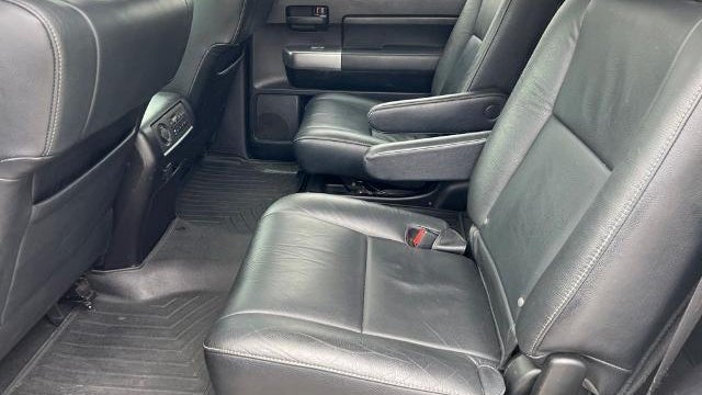 2019 Toyota Sequoia SR5