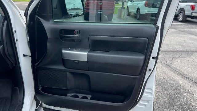 2019 Toyota Sequoia SR5