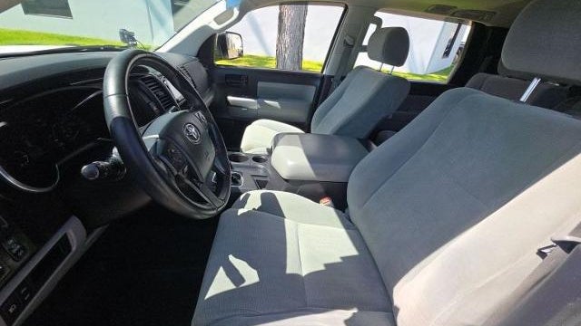 2019 Toyota Sequoia SR5