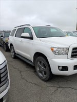 2014 Sequoia Thumbnail 4