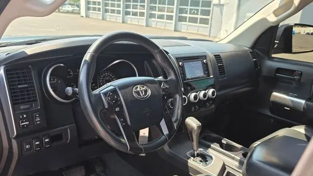 2018 Toyota Sequoia TRD Sport