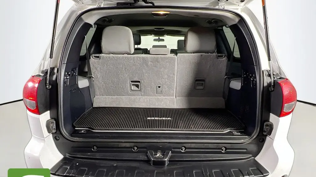 2017 Toyota Sequoia SR5