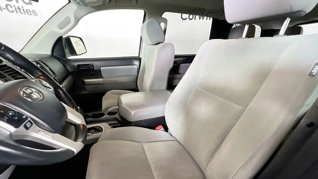 2017 Toyota Sequoia SR5