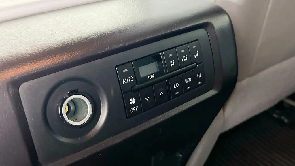 2017 Toyota Sequoia SR5