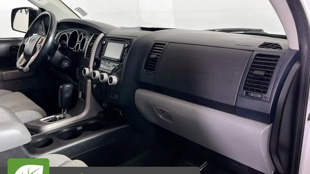 2017 Toyota Sequoia SR5
