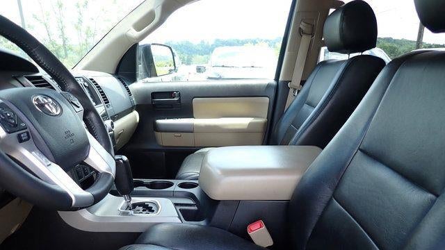 2015 Toyota Sequoia SR5