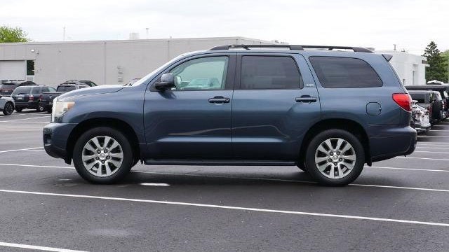 2008 Toyota Sequoia SR5