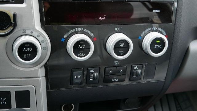 2008 Toyota Sequoia SR5