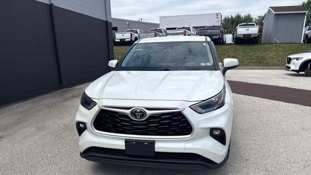 2021 Toyota Highlander LE