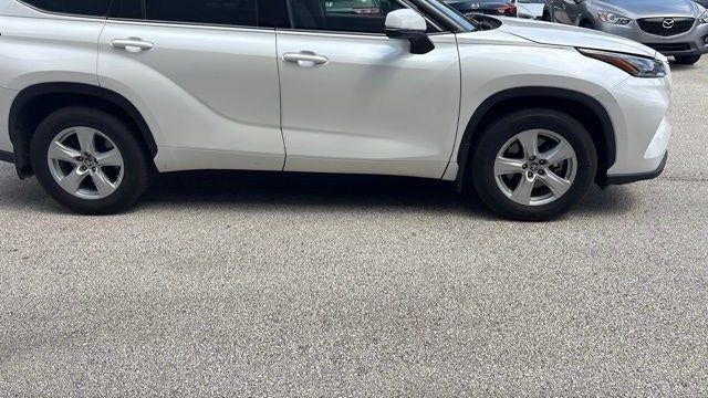 2021 Toyota Highlander LE