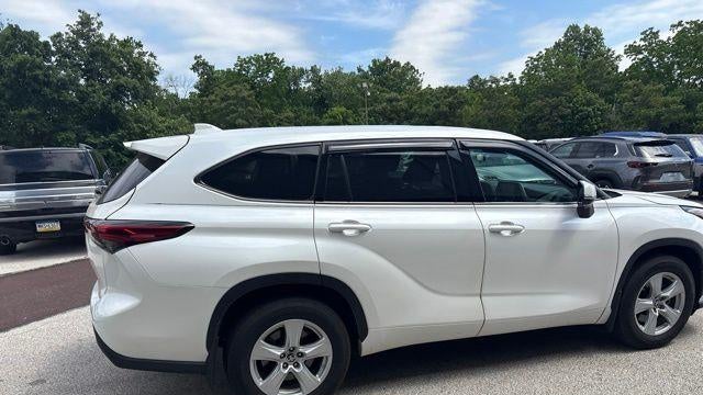 2021 Toyota Highlander LE