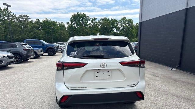 2021 Toyota Highlander LE