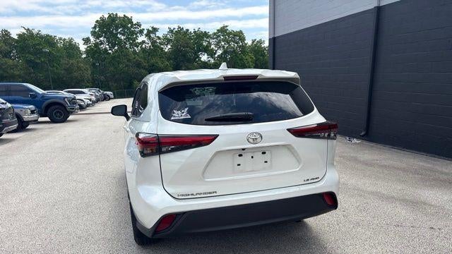 2021 Toyota Highlander LE