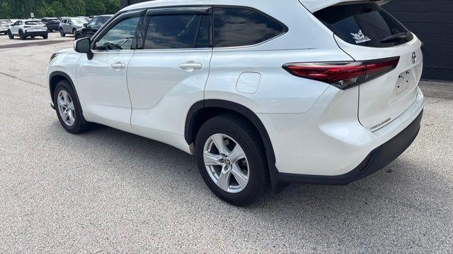 2021 Toyota Highlander LE