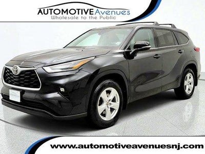 2022 Toyota Highlander AWD LE 4DR SUV
