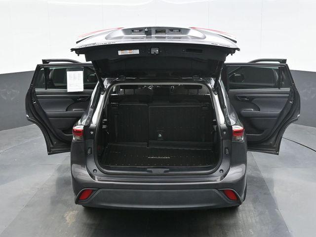 2022 Toyota Highlander - $29,905