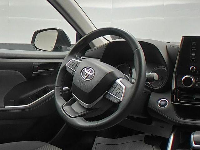 2022 Toyota Highlander - $29,905