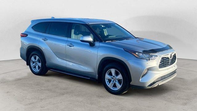 2020 Toyota Highlander LE