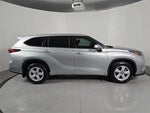 2021 Highlander Thumbnail 3