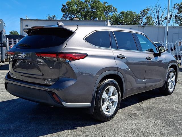 2021 Toyota Highlander - $28,495