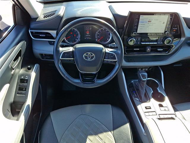 2021 Toyota Highlander - $28,495