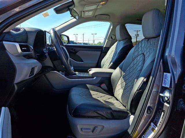 2021 Toyota Highlander - $28,495