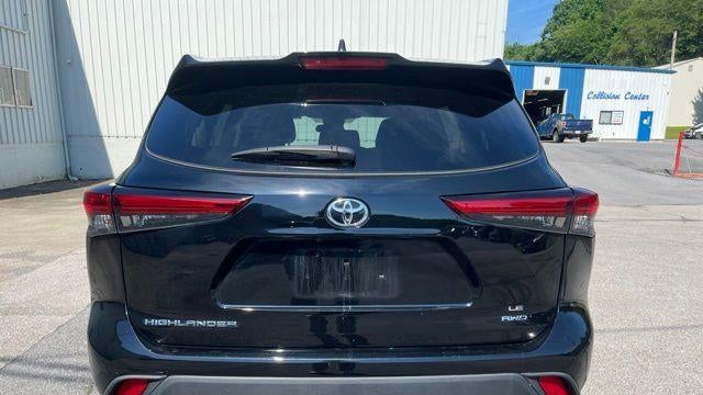 2022 Toyota Highlander LE