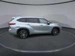 2021 Highlander Thumbnail 9