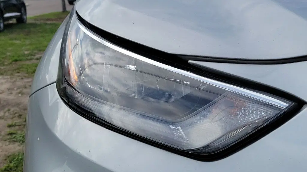 2020 Toyota Highlander LE