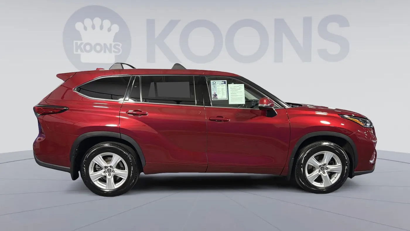 2020 Toyota Highlander LE