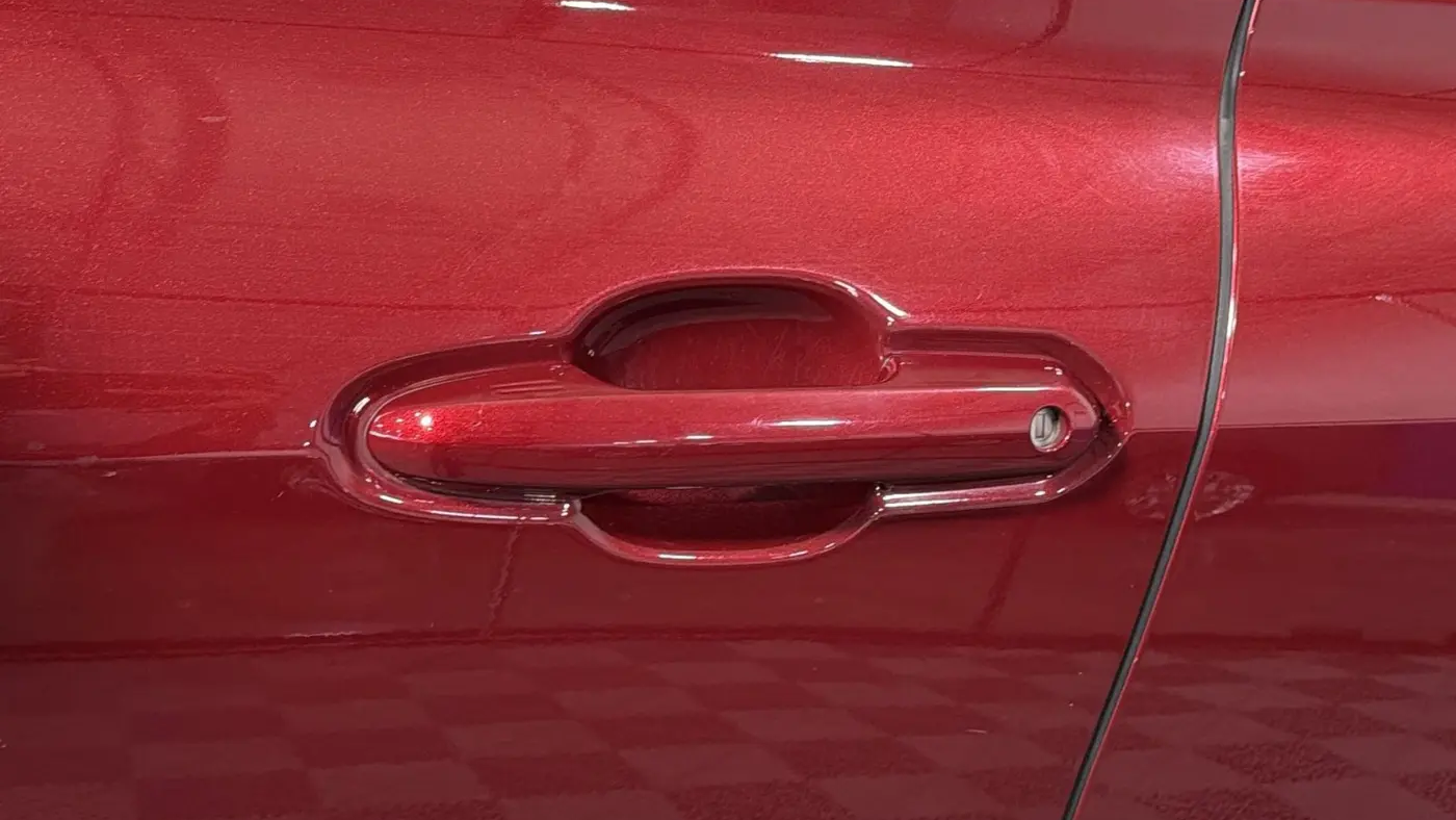 2020 Toyota Highlander LE