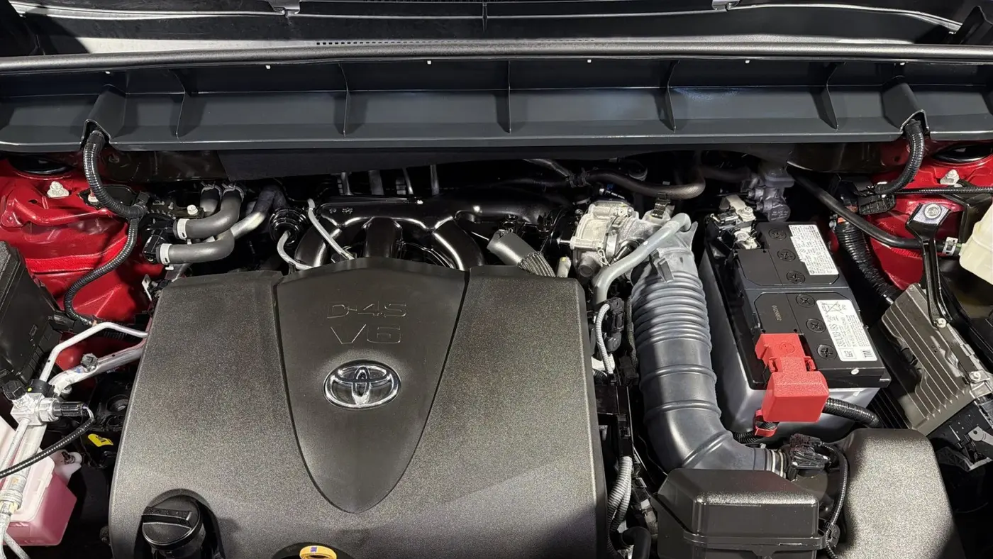 2020 Toyota Highlander LE