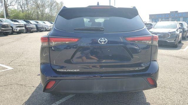 2021 Toyota Highlander LE