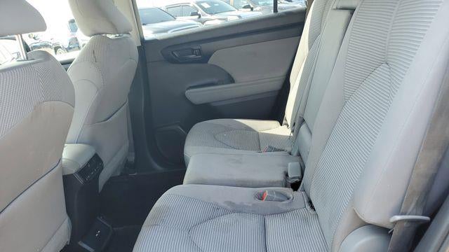 2021 Toyota Highlander LE