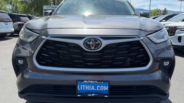 2021 Toyota Highlander LE