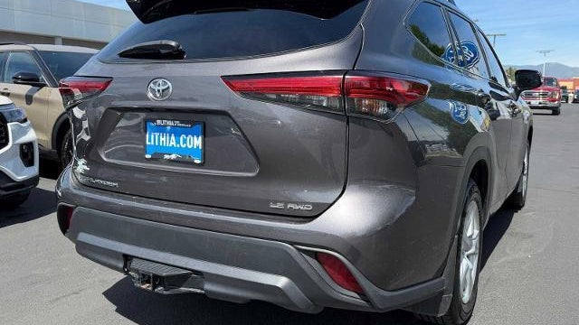 2021 Toyota Highlander LE