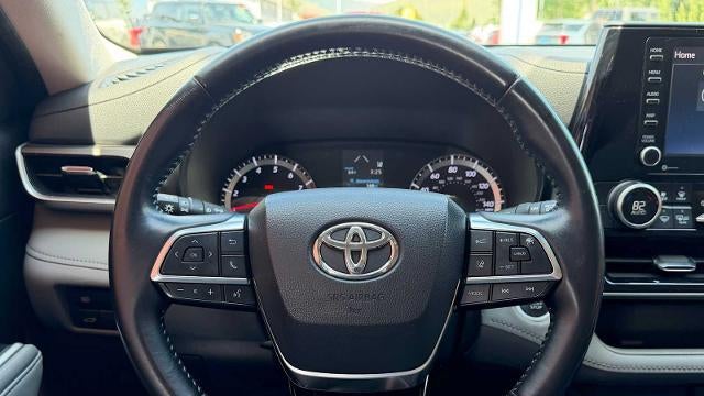 2021 Toyota Highlander LE