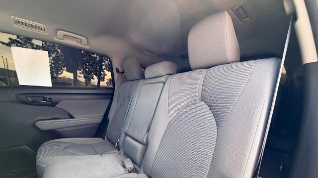 2021 Toyota Highlander LE
