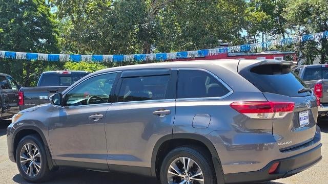2019 Toyota Highlander LE