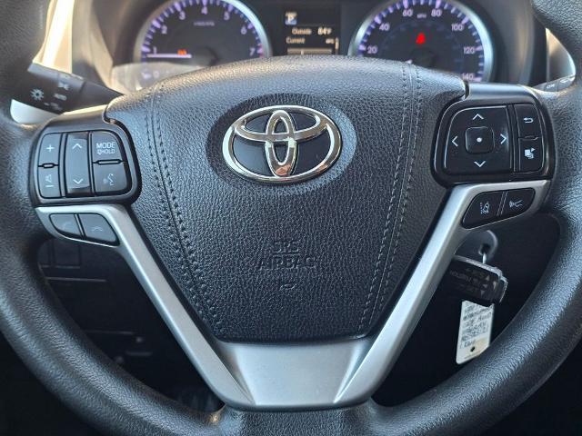 2019 Toyota Highlander - $19,999